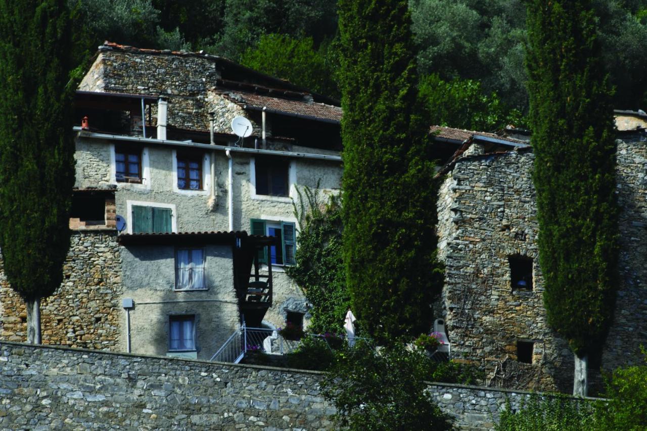 Agriturismo Nonnamelia Nasino Eksteriør billede