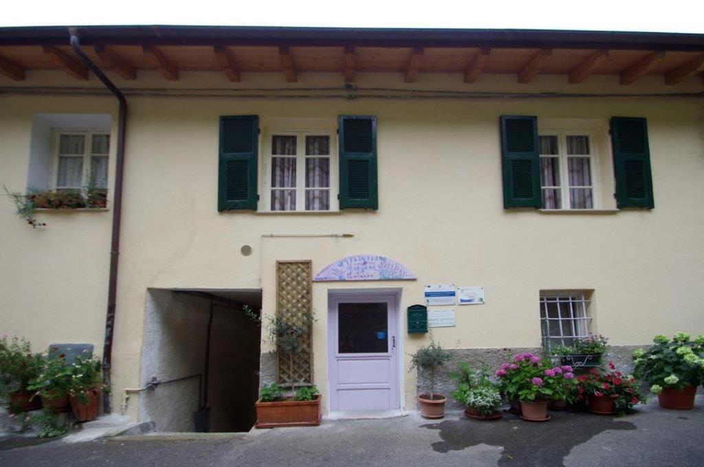 Agriturismo Nonnamelia Nasino Eksteriør billede
