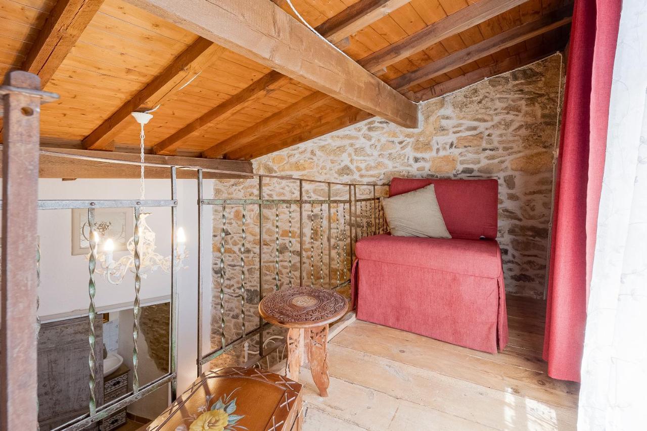 Agriturismo Nonnamelia Nasino Eksteriør billede